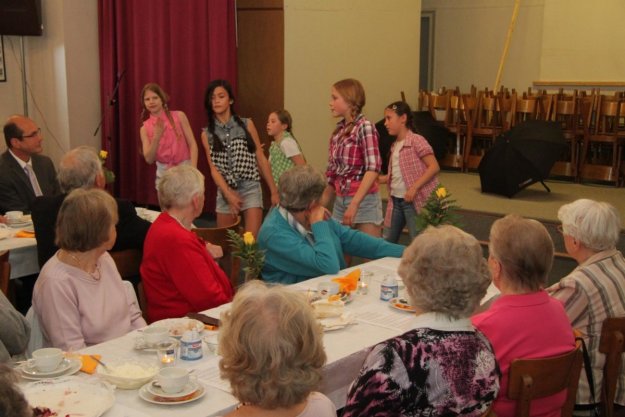 Virtuelle Stadtrundfahrt bei Kaffee und Kuchen - Seniorenfeier 2014